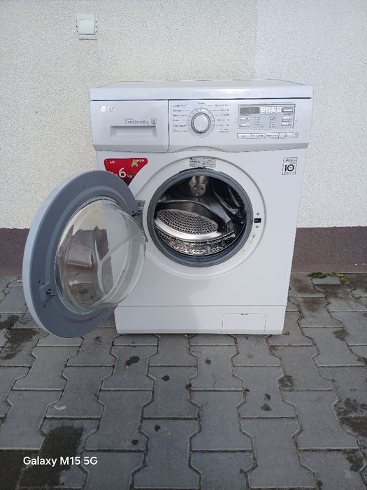 Пральна машина з інвенторним двигуном на 6кг з Європи. F10B8ND0.