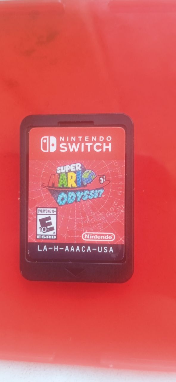 продаю картридж до Nintendo switch oled