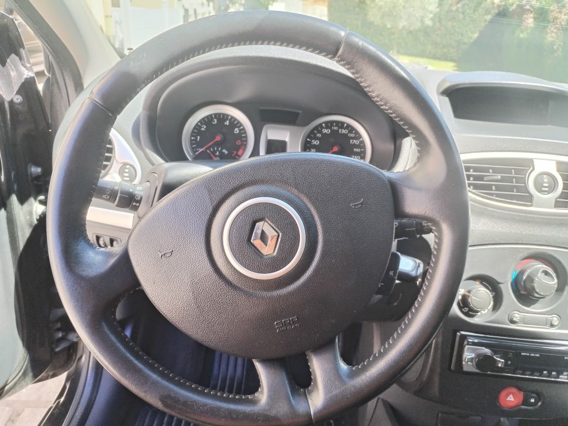 Renault clio 1.2 16v confort poucos klm