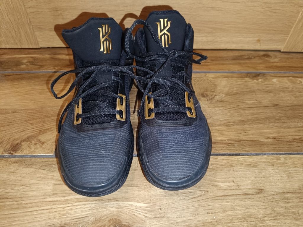Buty do koszykówki Nike Kyrie Flytrap IV 42