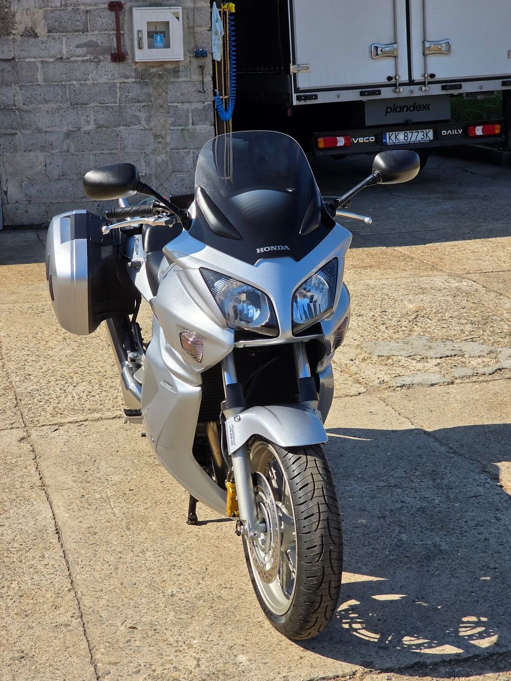 Honda CBF 1000 niski przebieg, z Niemiec stan bdb.