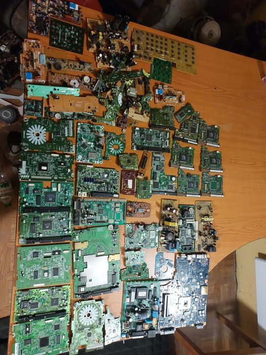 Продам плати, радіодеталі, процесори