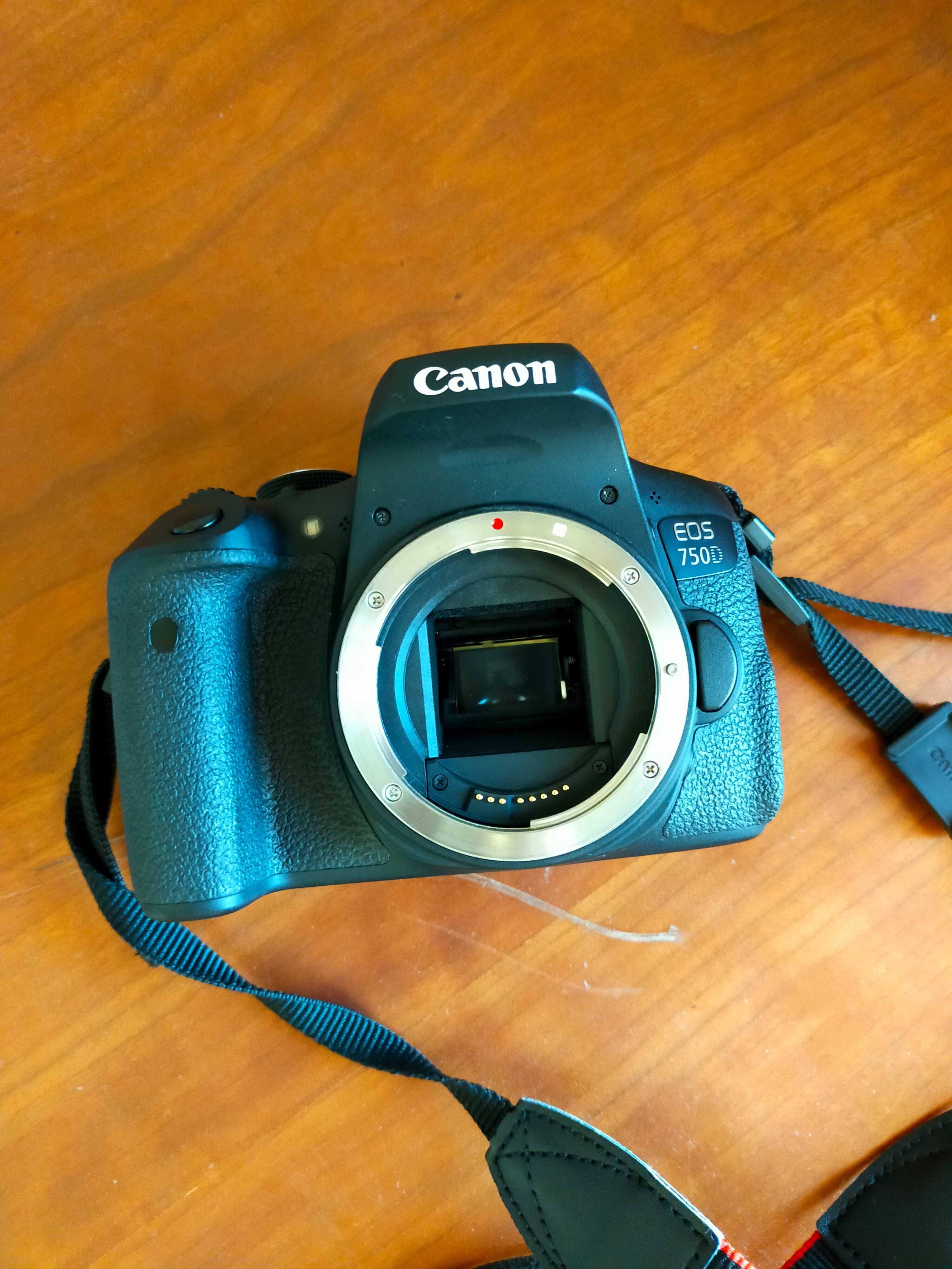 Câmara Canon EOS 750D como nova (só corpo).