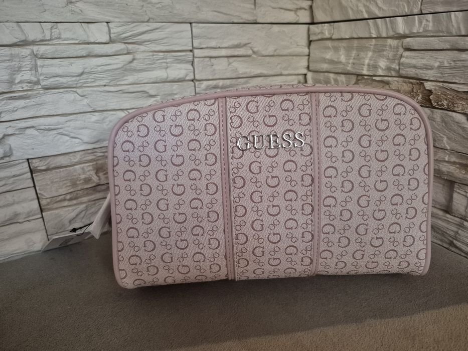 Kosmetyczka Damska Guess