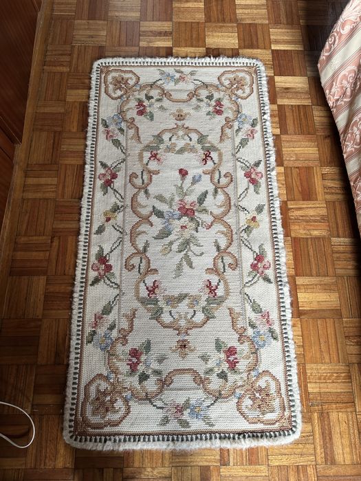 2 Tapetes de Arraiolos