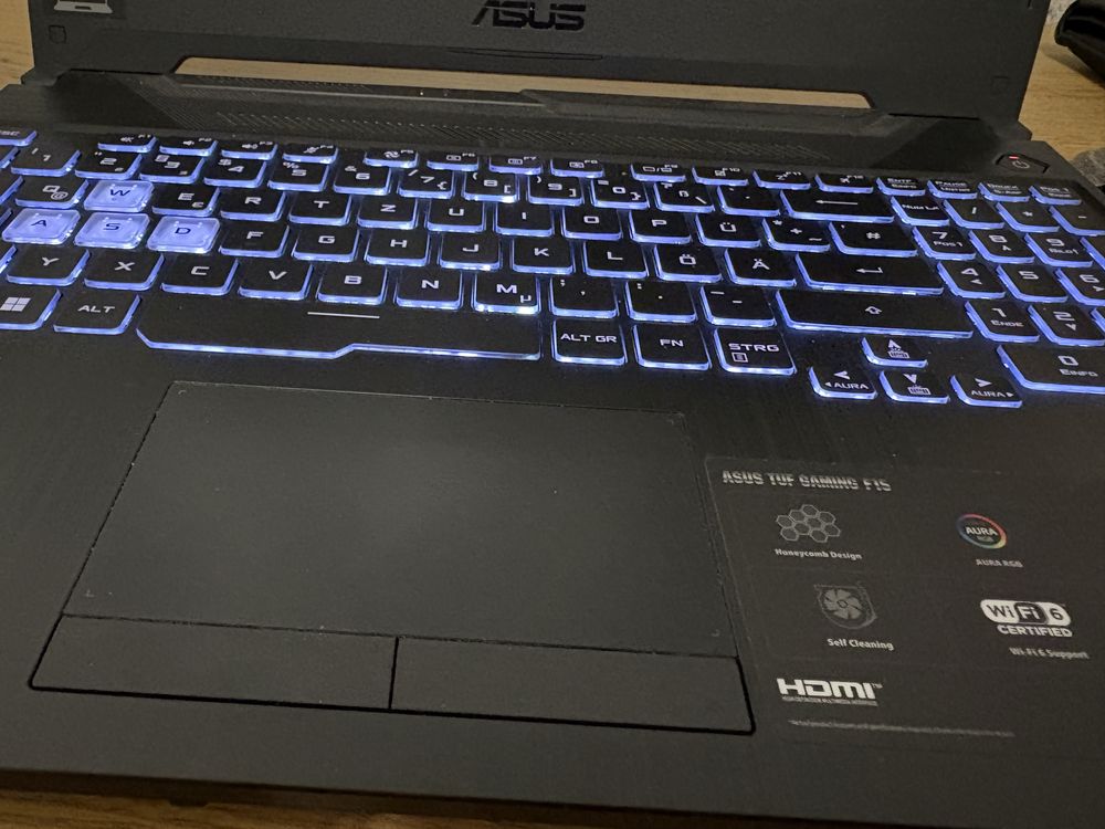 Asus TUF Gaming F15 z pudełkiem