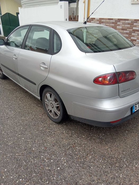 SEAT Corboda  em bom estado