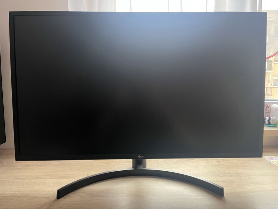 Monitor LG 32UK550-B