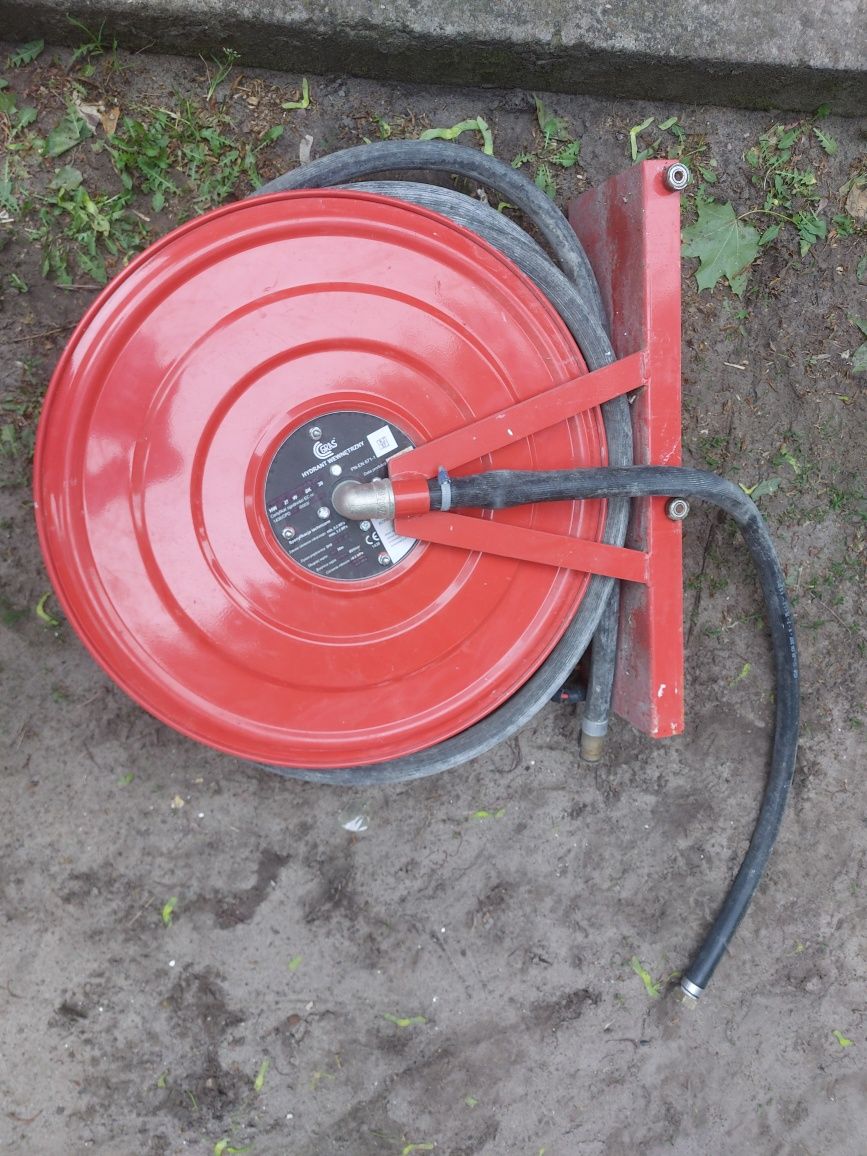 Hydrant wewnetrzny/wąż na bębnie 20m