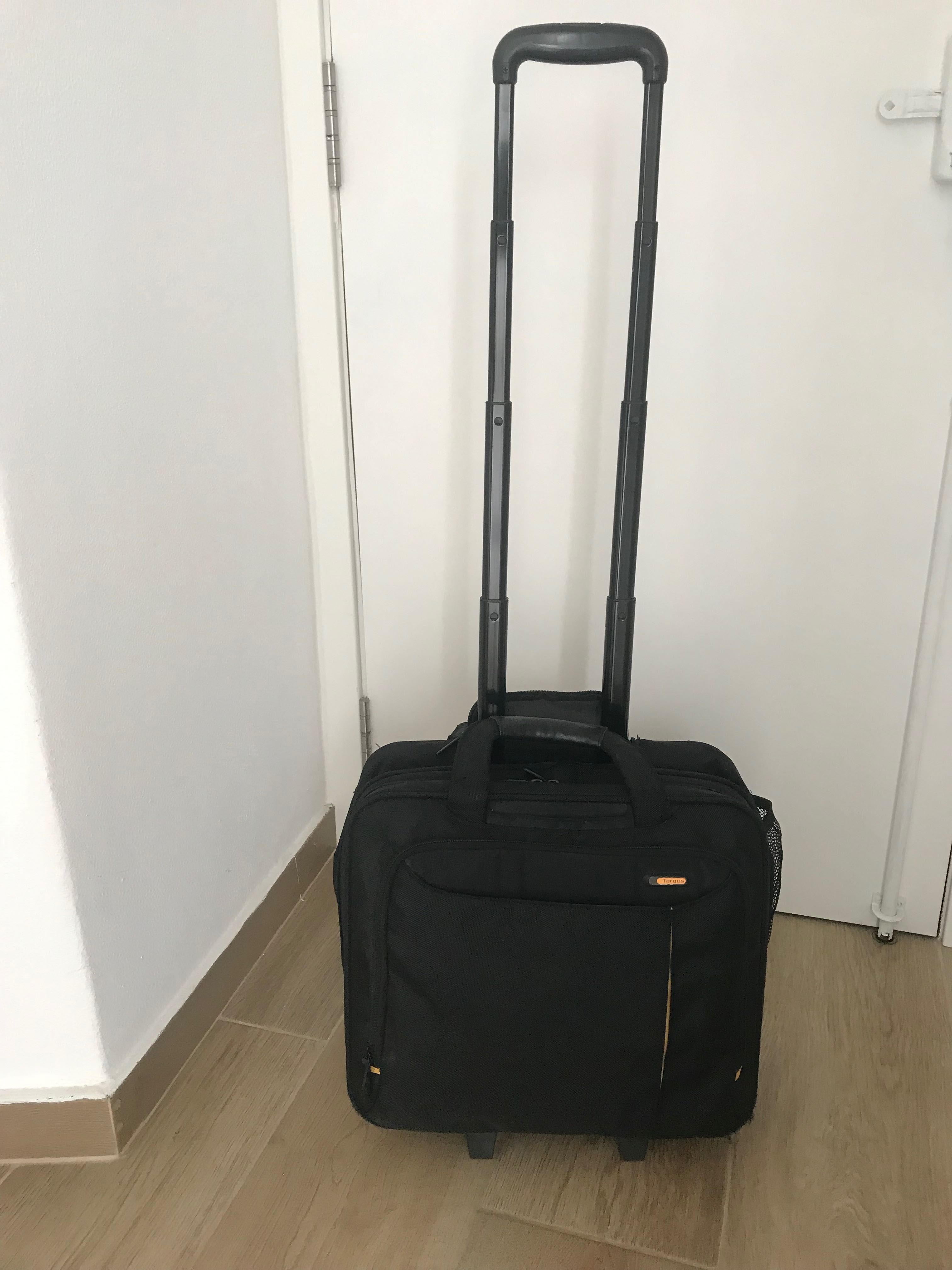 Mala / pasta / trolley de viagem -pequena- com rodas