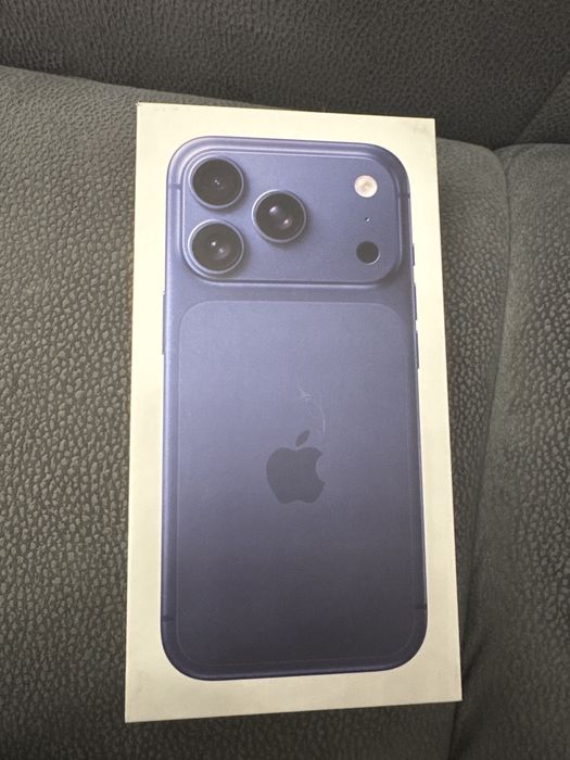 NOWY Iphone 17 pro 256GB