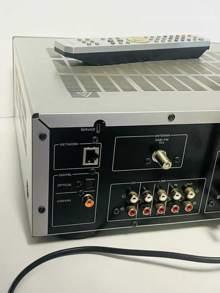 Amplituner Yamaha R-N303D 2.0 srebrny (907/25)