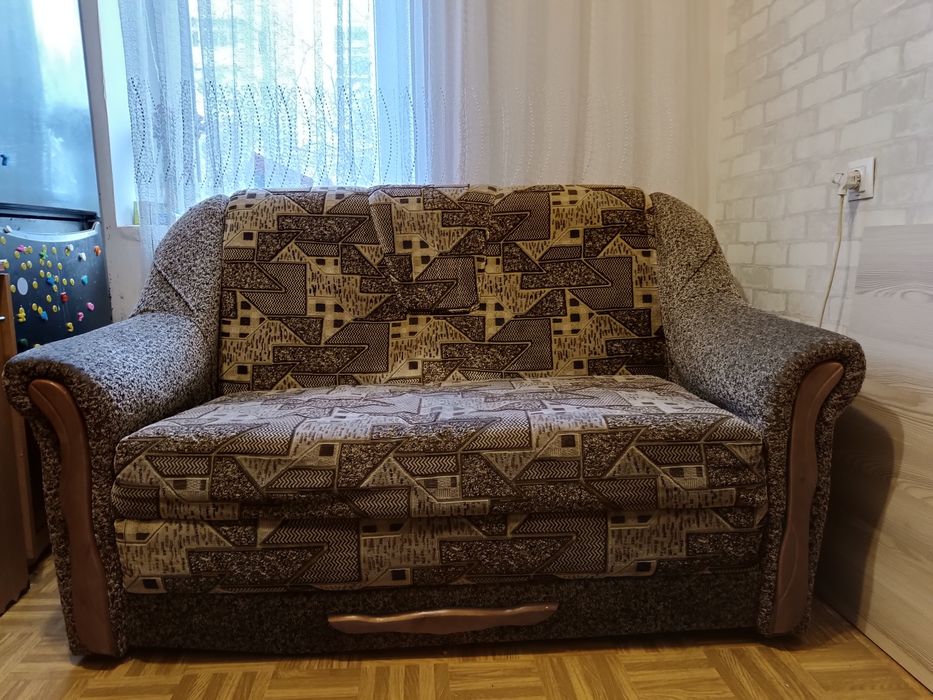 Диван двомісний ,б/у