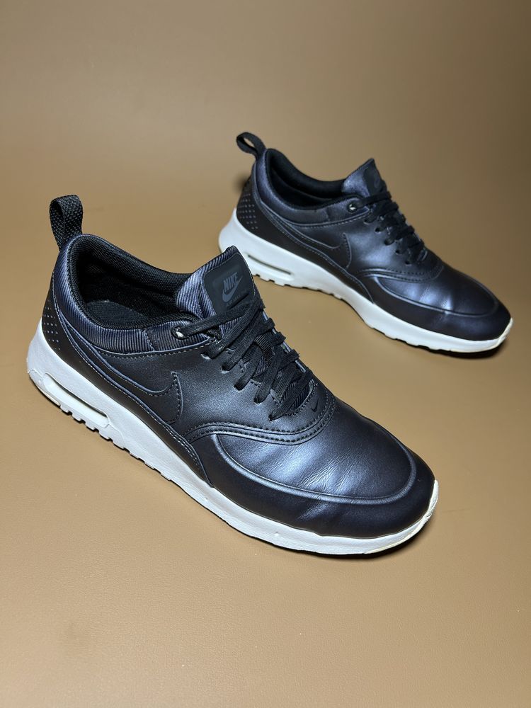 Жіночі кросівки 40р.Nike Air Max Thea SE