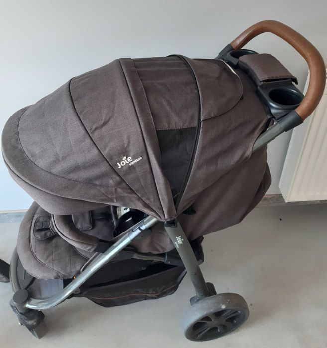 Sprzedam spacerówkę Joie Litetrax