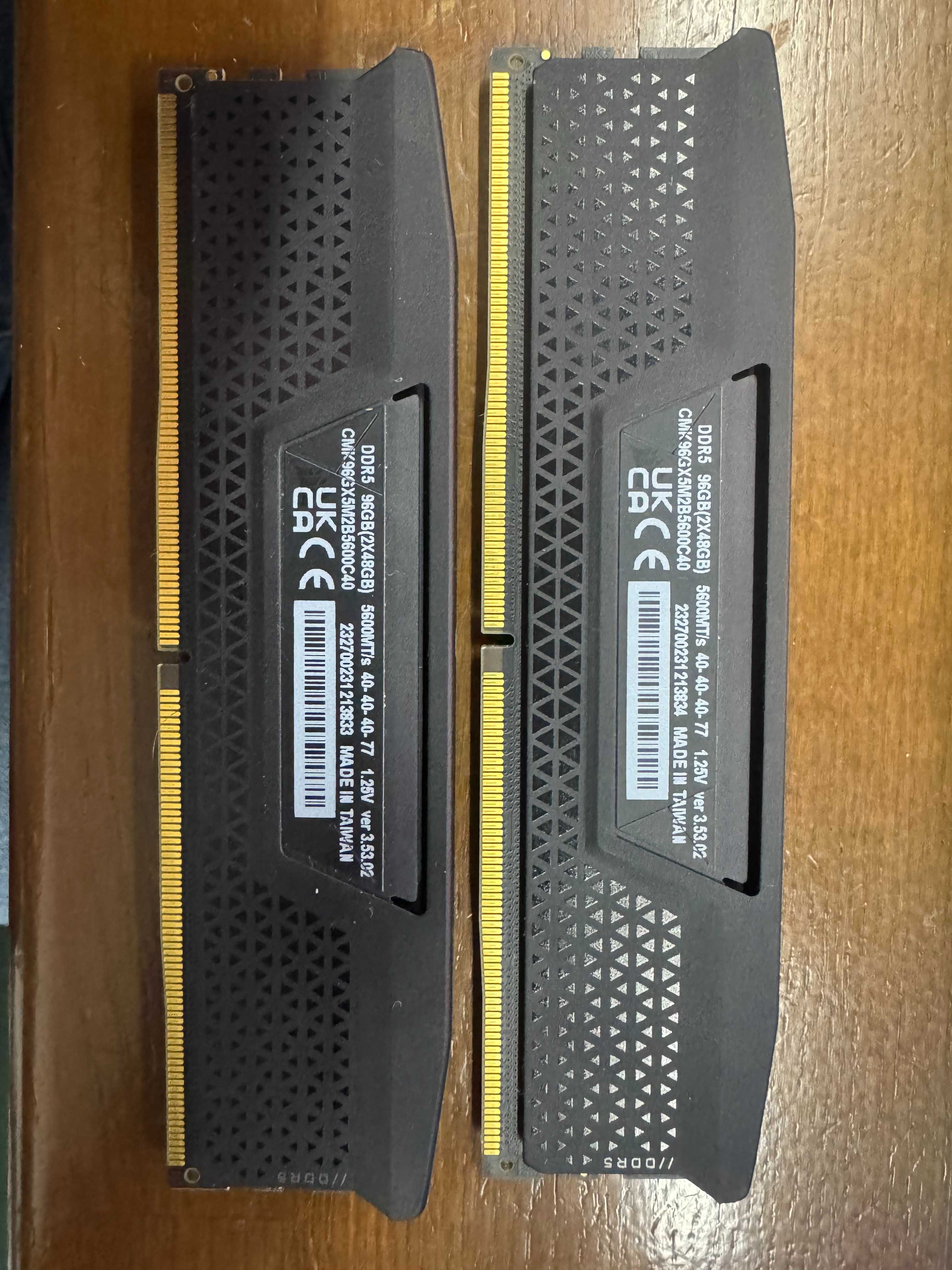 Продам неисправную память Corsair DDR5 96GB (2x48GB) 5600Mhz Vengeance