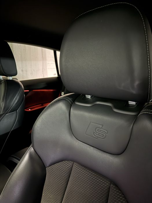 Audi Q8 55TFSI quattro S line competition plus