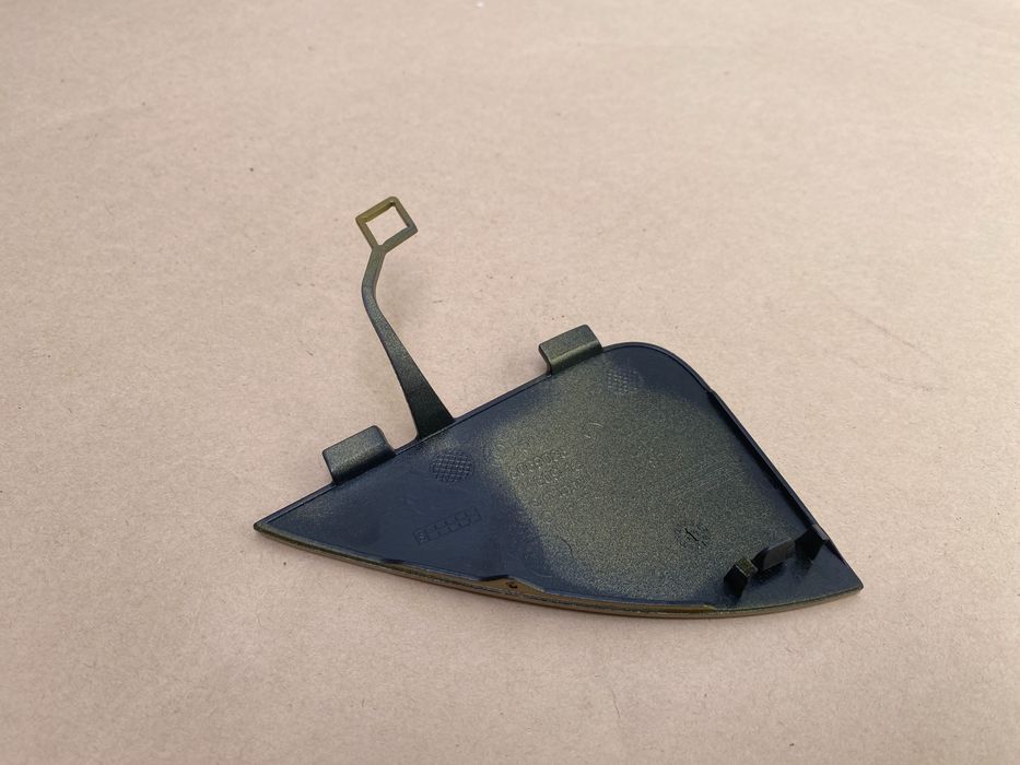 Zaślepka Haka Zderzaka Przód BMW X2 F39 M-PAKIET Ucha Holowniczego