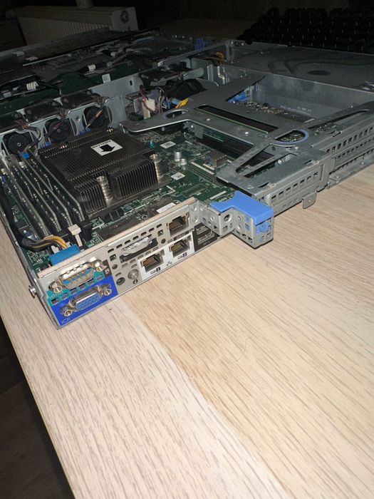 DELL PowerEdge R330
