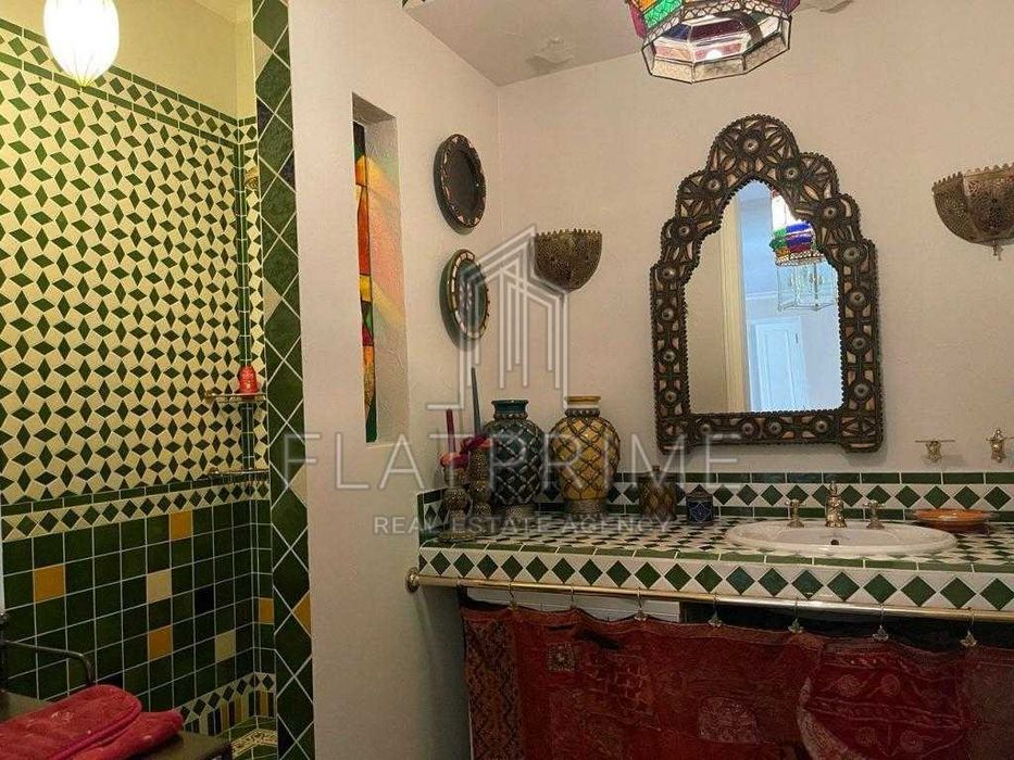 Двухуровневая квартира центре города, квартира 250м2.