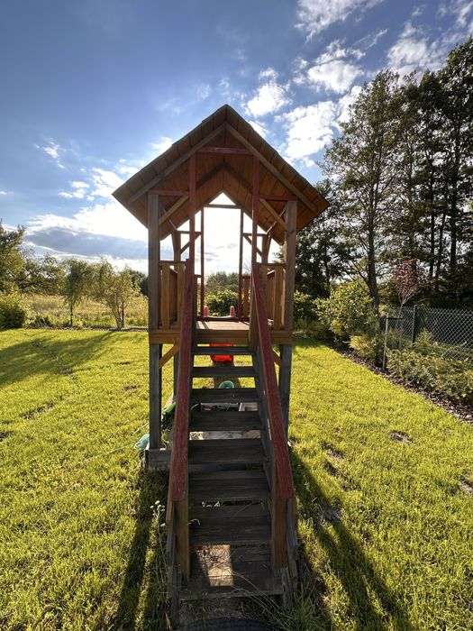 Domek drewniany plac zabaw dla dzieci