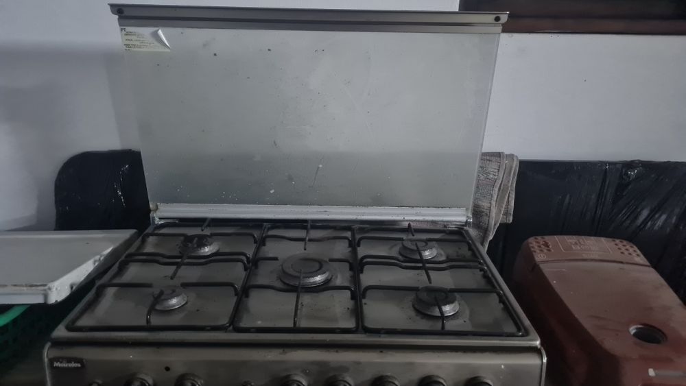 Fogão a gás com forno