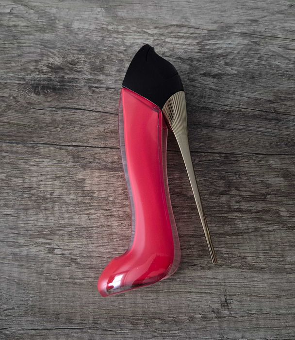 Carolina Herrera Very Good Girl puste opakowanie flakon + kartonik