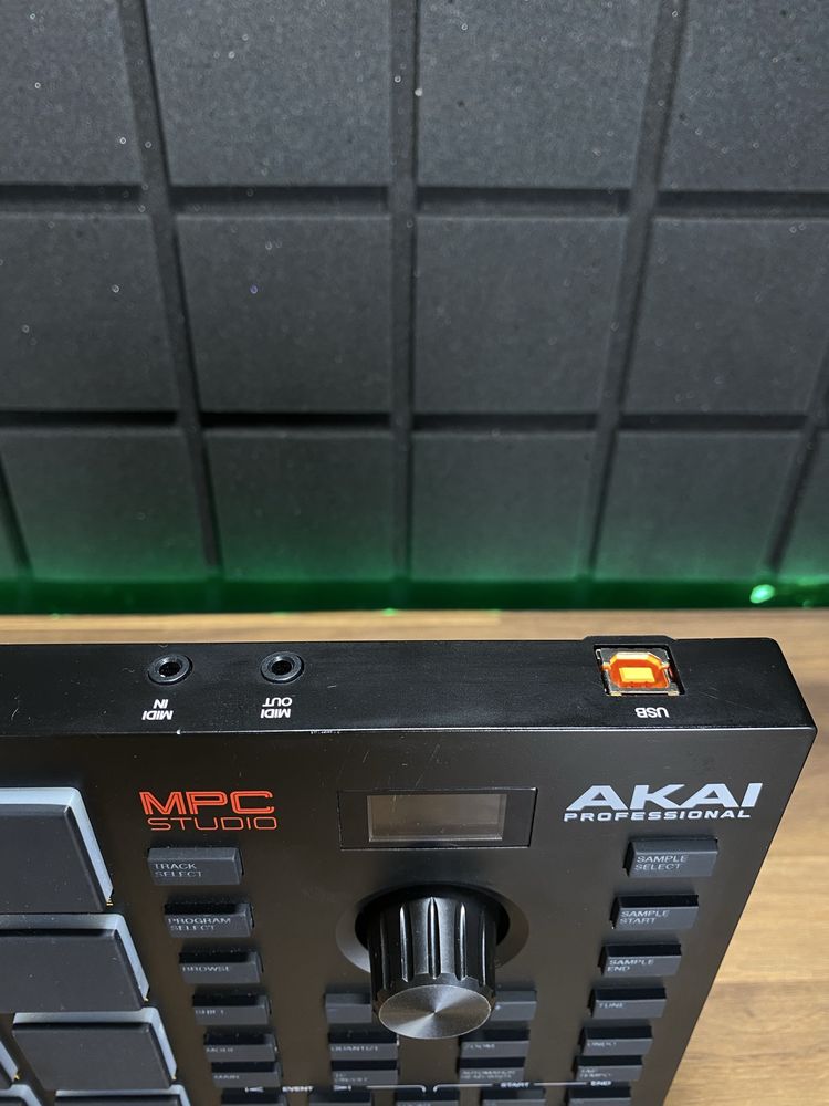Akai MPC Studio 2
