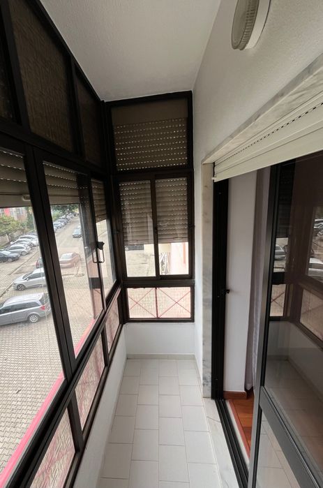 Apartamento T3 com arrecadação e garagem