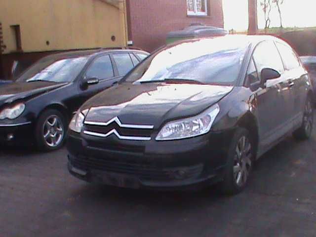 Citroen C4 Lampy zderzak  błotniki klapa drzwi Kod lakieru EXLD