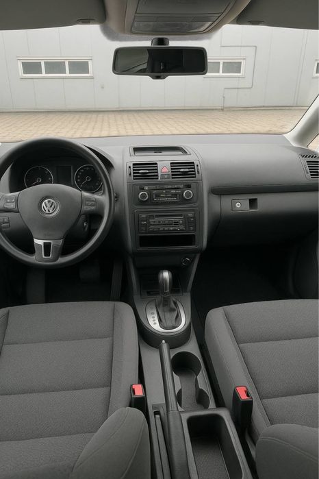 Volkswagen Turan 2015r dsg