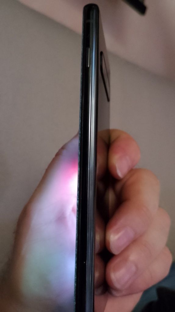 Samsung Galaxy S10  8-128.