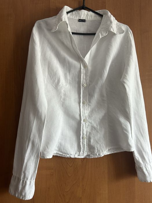 Біла жіноча сорочка льняна