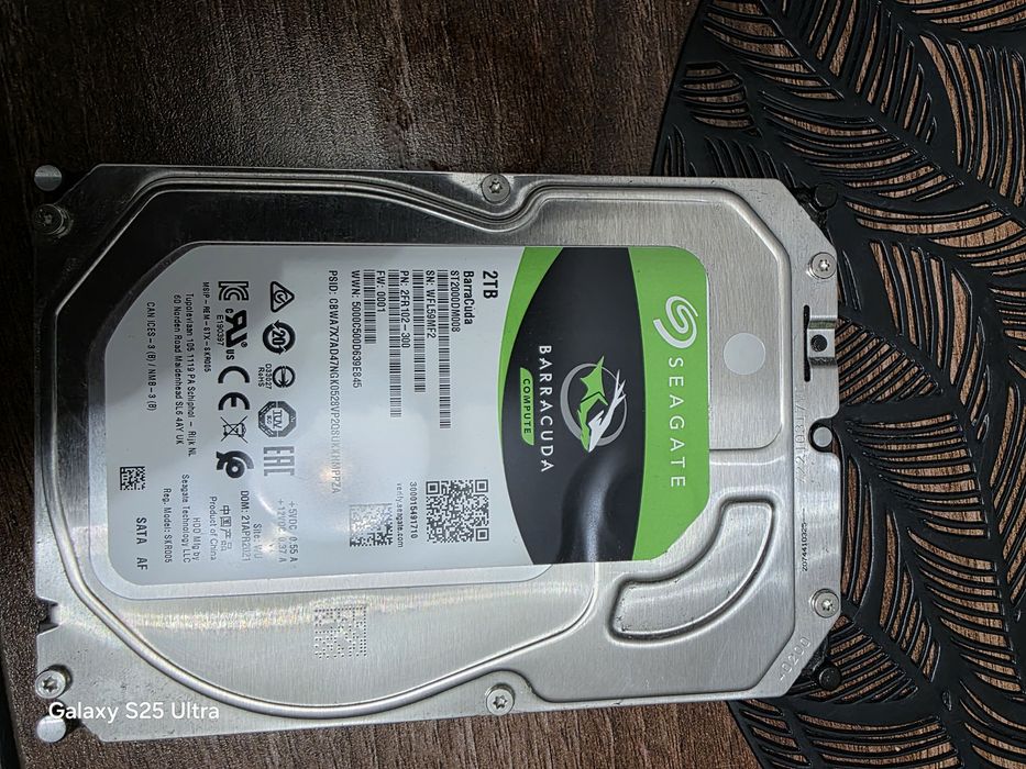 dysk twardy 2tb jak na zdjeciu