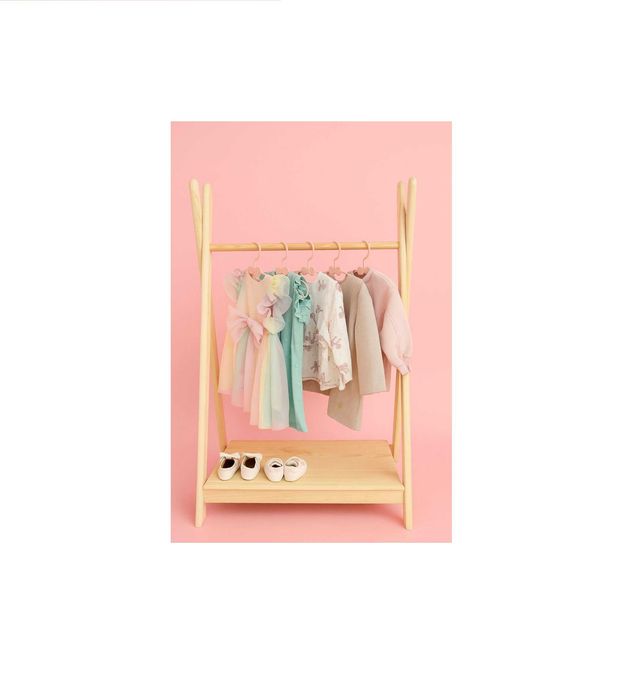 Wieszak Na Ubrania Stojący Drewniany  SOSNOWY z certyfikatem FSC