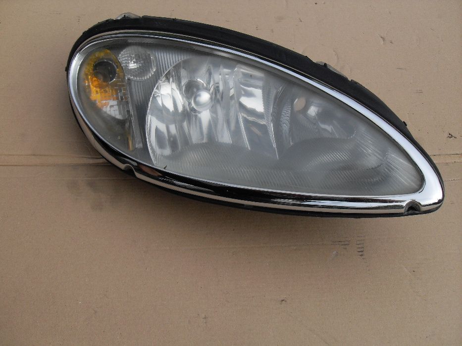 Lampa prawa przednia przód chrysler pt cruiser oryginał europa