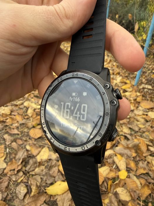 Продам тактичний годинник Garmin Tactix Charlie у гарному стані