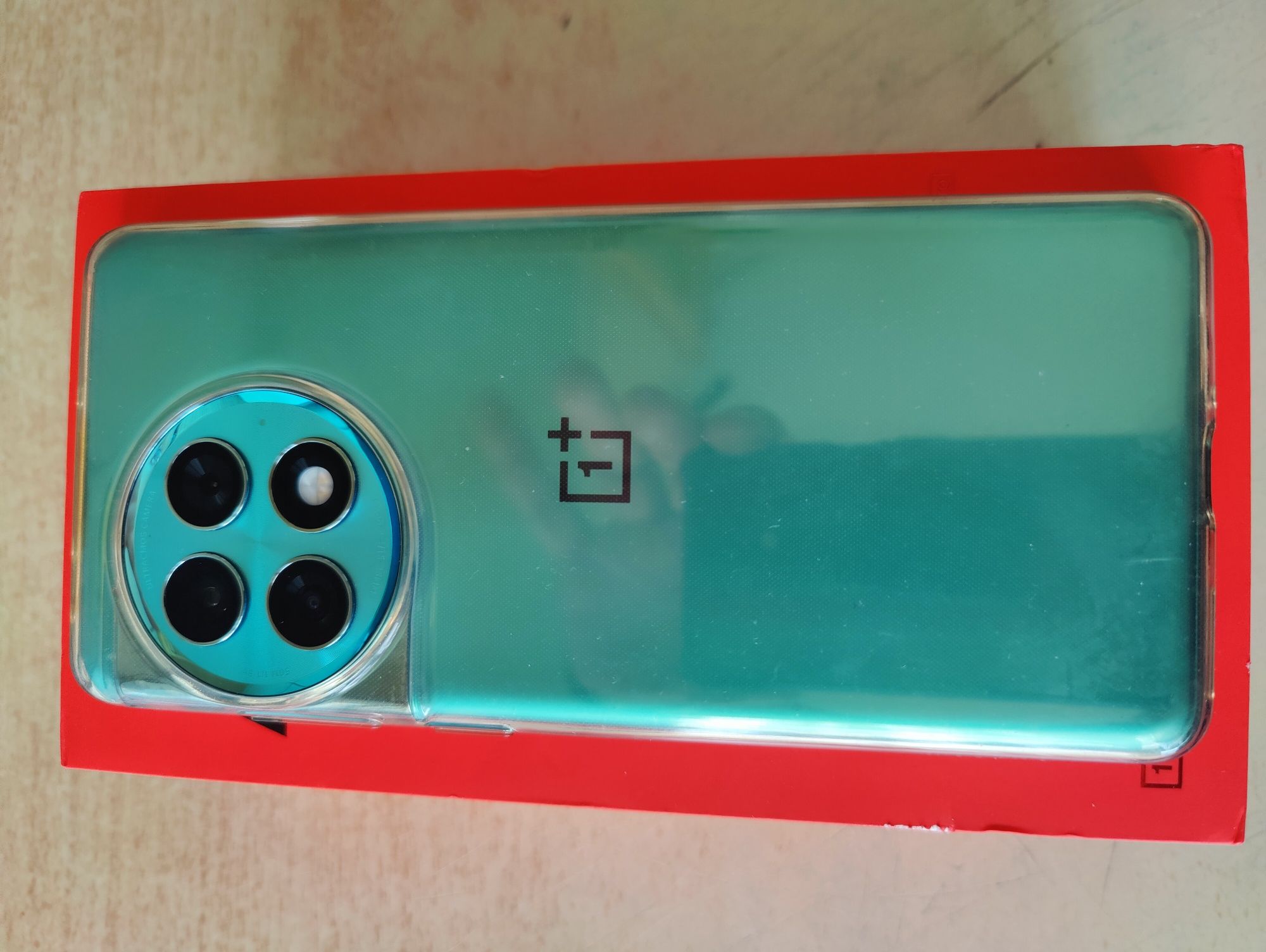 Sprzedam smartfon Oneplus 11( Ace 2 pro) 12/256. Stan BDB