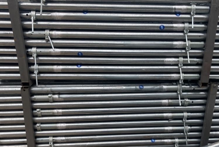 Stemple budowlane / dźwigary/Sztyce Podpory Stęple SZALUNKI