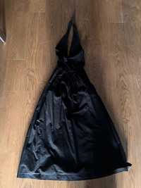 Czarna sukienka firmy Zara rozm S