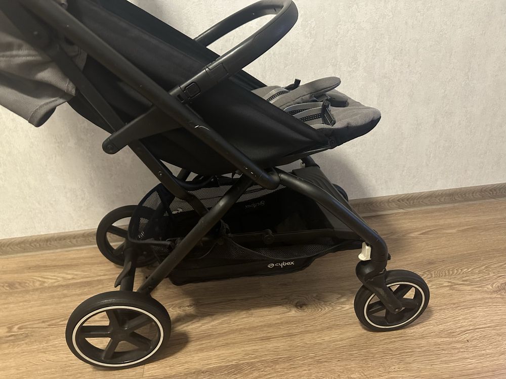 Продам коляску cybex eesy s+2