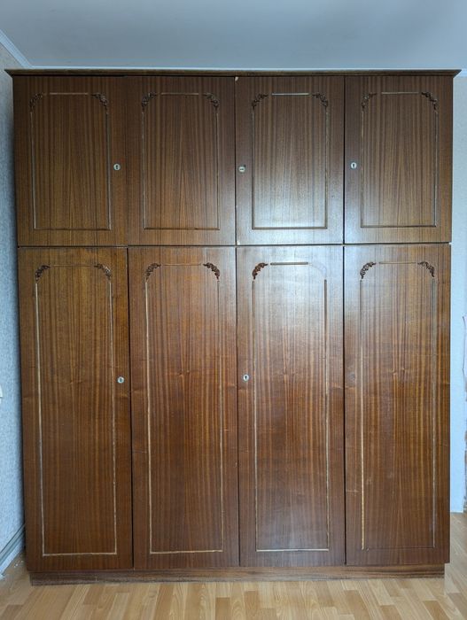 Шафа  спальної кімнати