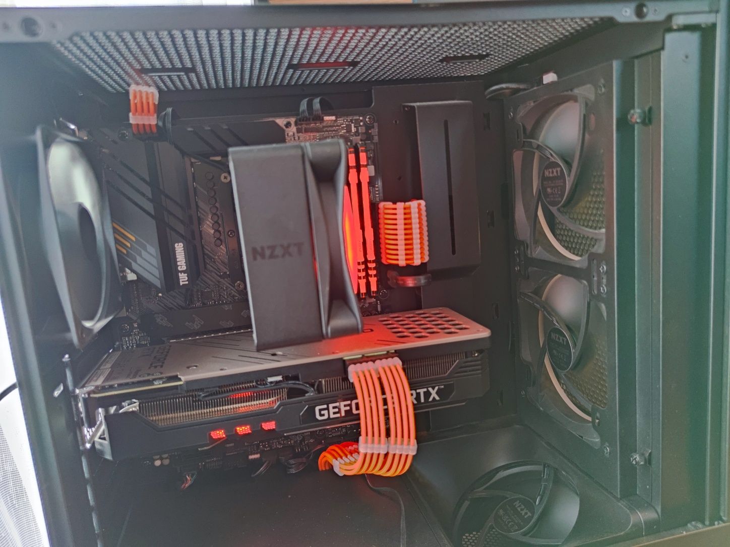 PC gamingowy RTX 3080 Ryzen 5600x 32gb ram NZXT clean look