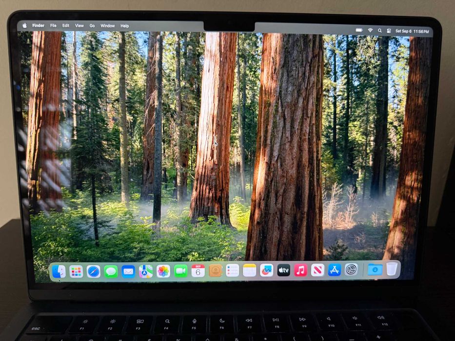 MacBook Air M2 (2022) – 16 ГБ RAM / 1 ТБ SSD – ідеальний стан