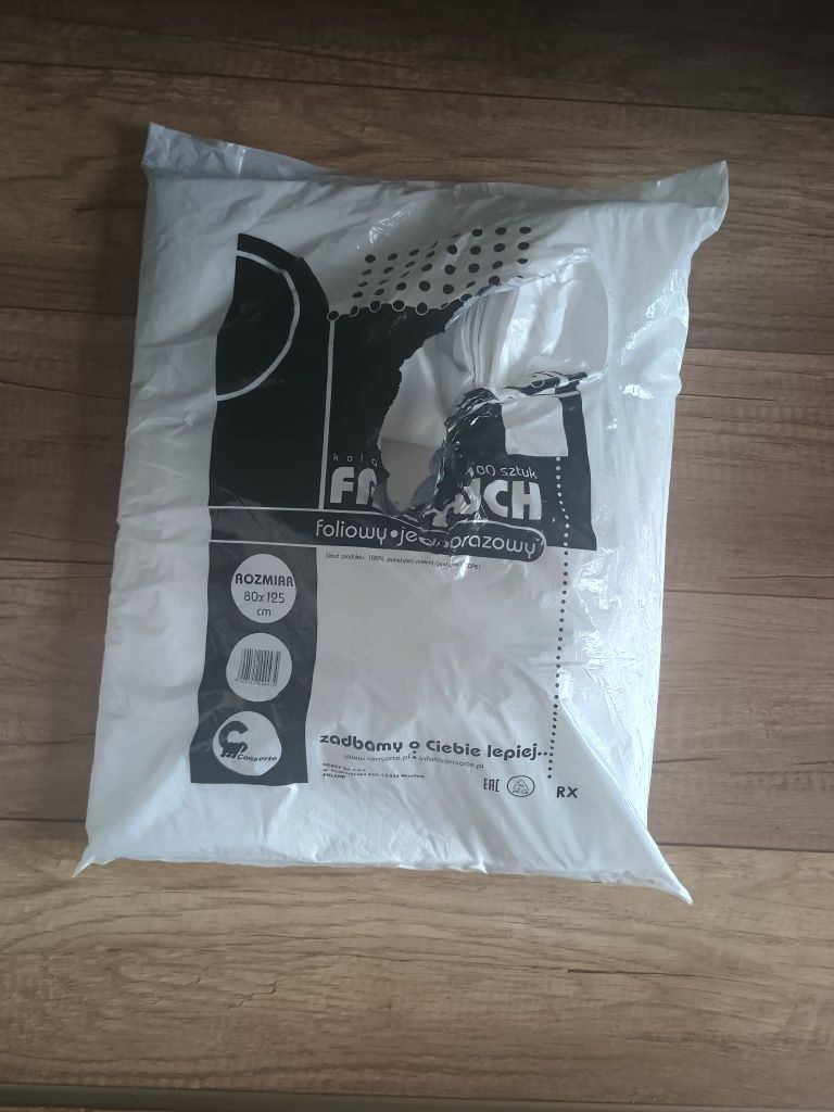 Akcesoria do manicure, flexi tips, pochłaniacz pyłu, formy dolne