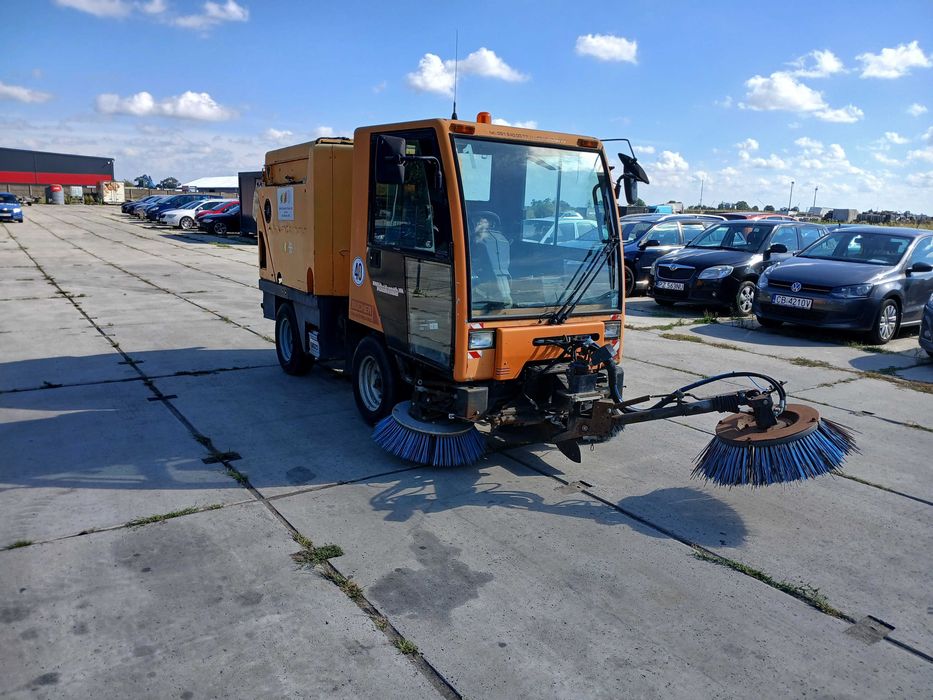 Zamiatarka drogowa Bucher CC-2000