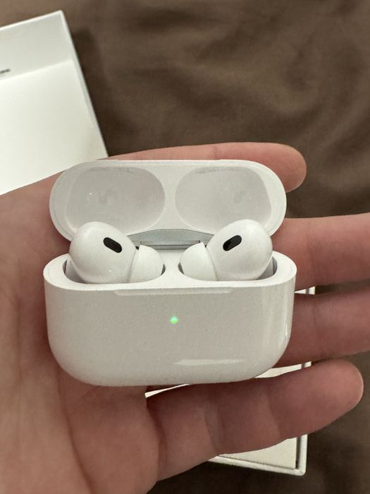 AirPods Pro 2 б/у в чудовому стані