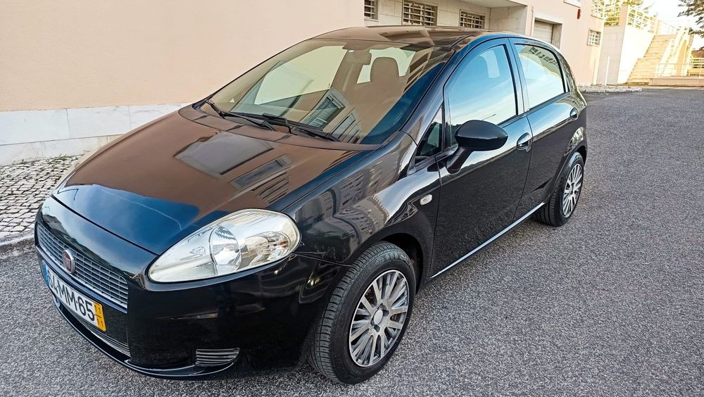 Fiat Punto Hatchback -1.2L Gasolina- 198.000 km