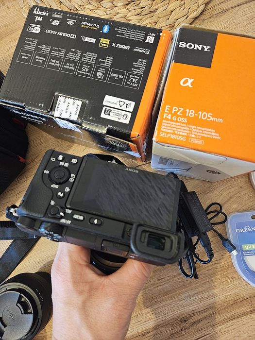 Sony a6400, 18-105mm 16-50mm sigma 56mm