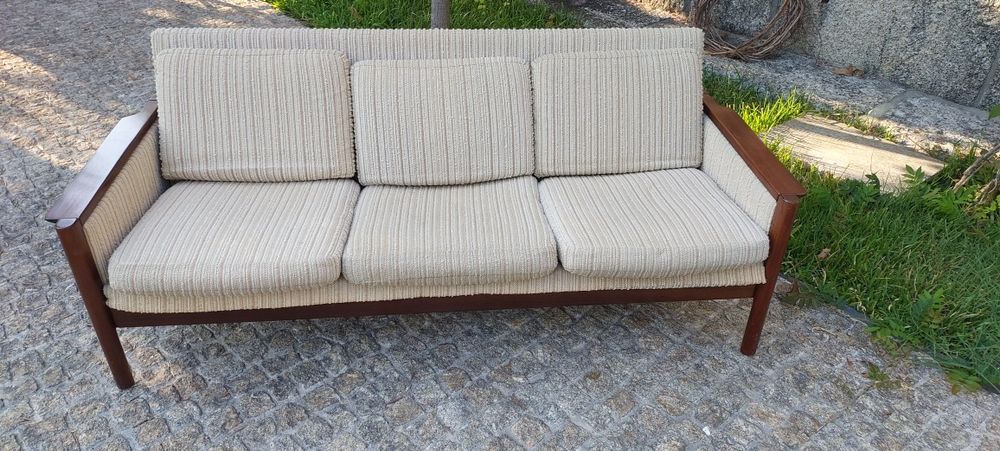 canapé nórdico em pau santo